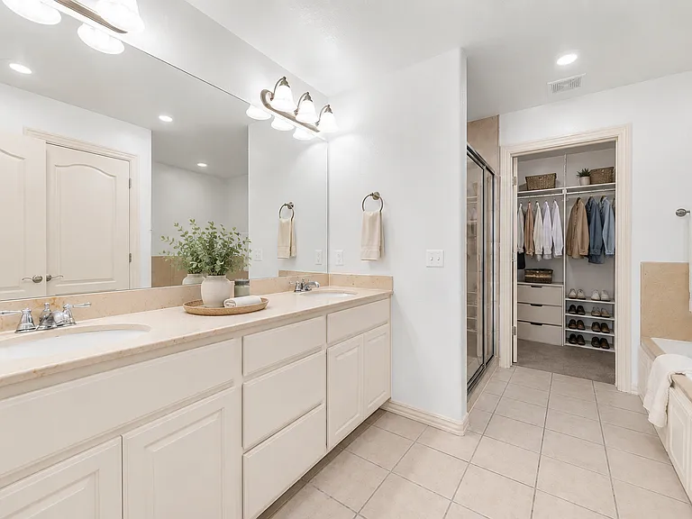 536 Tennyson Ln — Photo 14