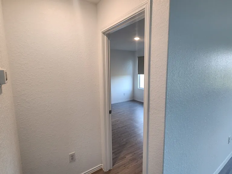 2815 Charpak Dr — Photo 25