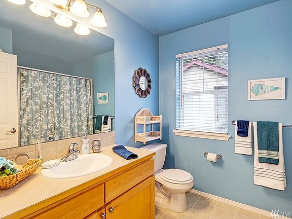 3rd image of 21501 80th Ave W Unit 103