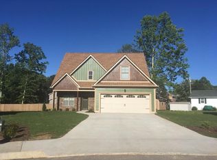 8449 Wynfair Ln, Chattanooga, TN 37421