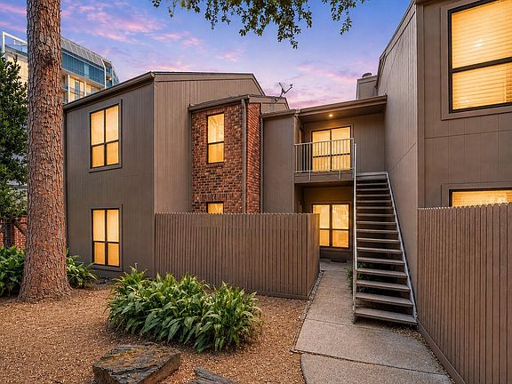3rd image of 1201 Bering Dr #1