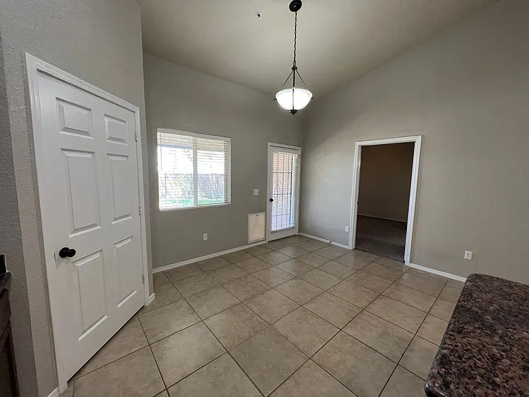 3174 S Robert Way — Photo 10
