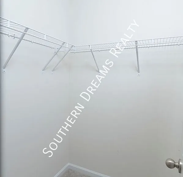 414 Tulip Way — Photo 35