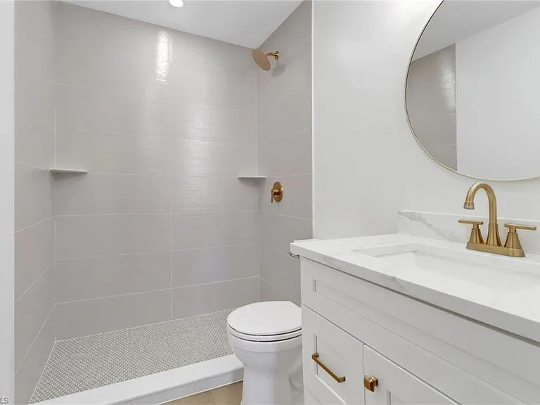 4525 Fluvia Ave — Photo 17