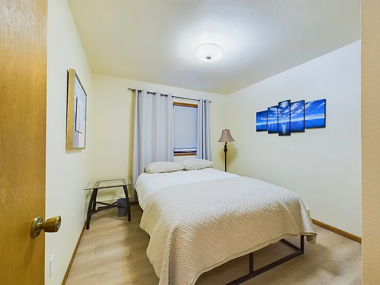 933 Cowles St #2 — Photo 10