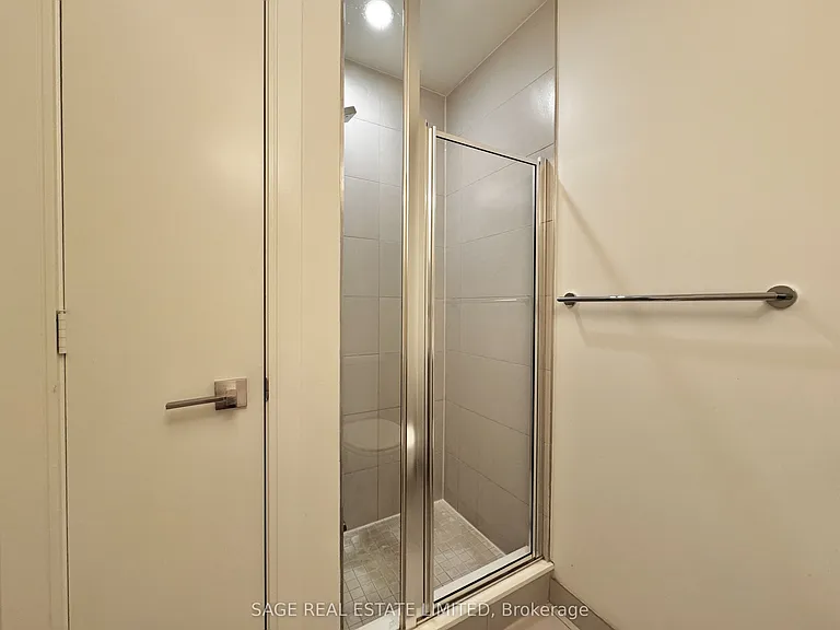89 McGill St #2701 — Photo 27