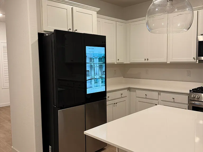 1752 N Sophia St — Photo 4