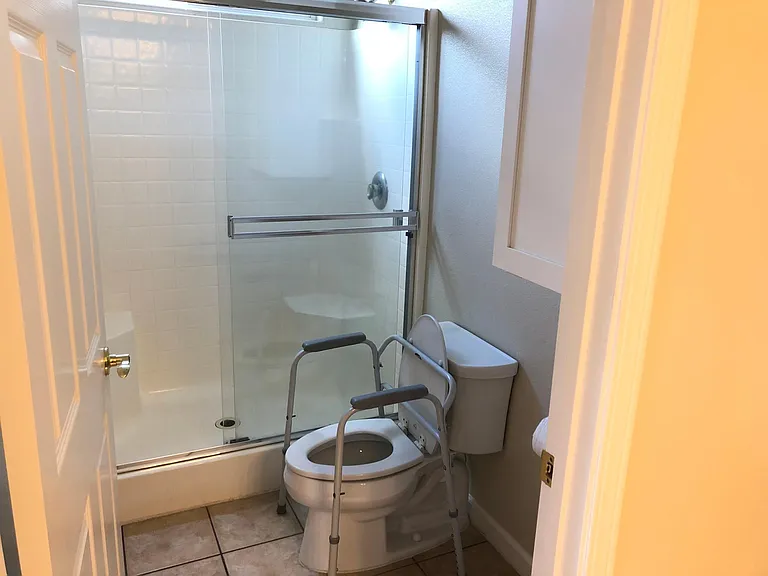 67 Cock Robin Ave — Photo 20