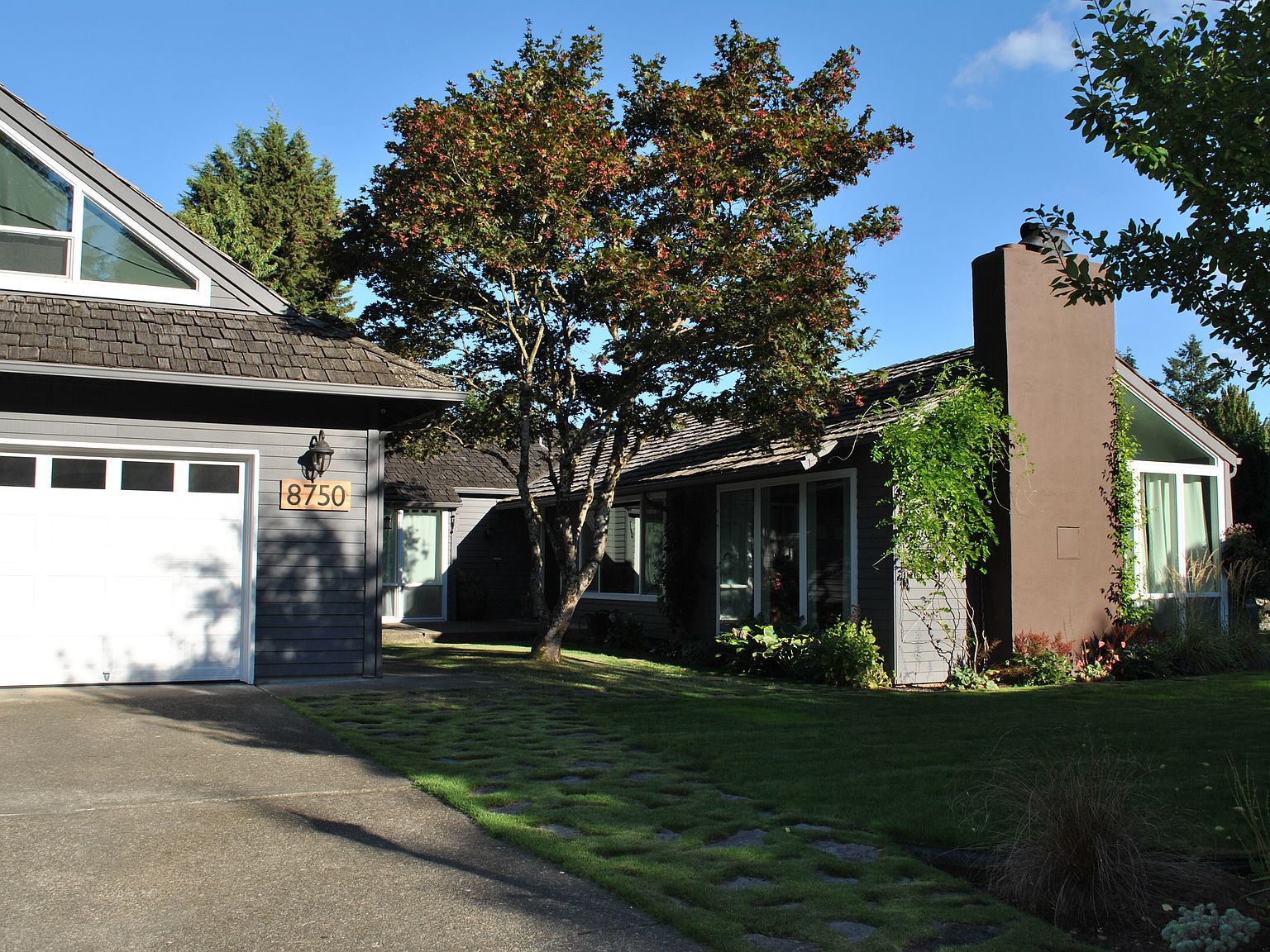 8750 SW Bridletrail Ave, Beaverton, OR 97008 Zillow