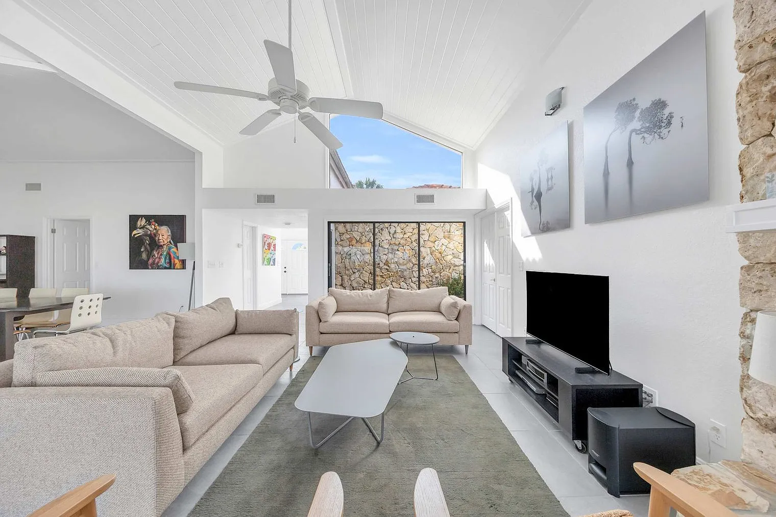 4 bed, 3.0 bath, 1776 sqft, $8,850 — Photo 3