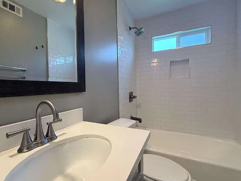 3652 1/2 Percy St #LOWER — Photo 20