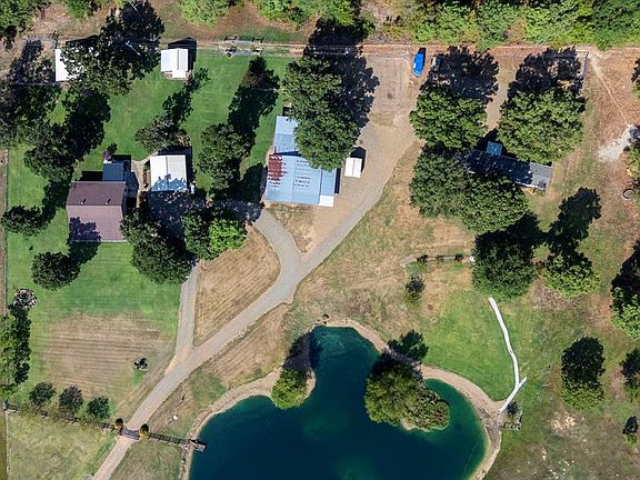 2nd image of 579 Stuffy Rd
