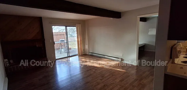 2626 Juniper Ave #3 — Photo 4