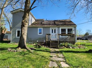 227 Rustic Rook Rd, Chippewa Lake, OH 44215