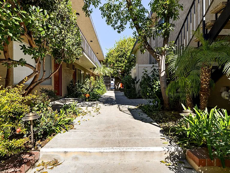 Parkview Terrace Apartments — Photo 10
