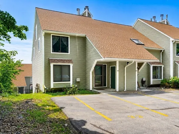 45 Lakeside Ave APT 33, Marlborough, MA 01752