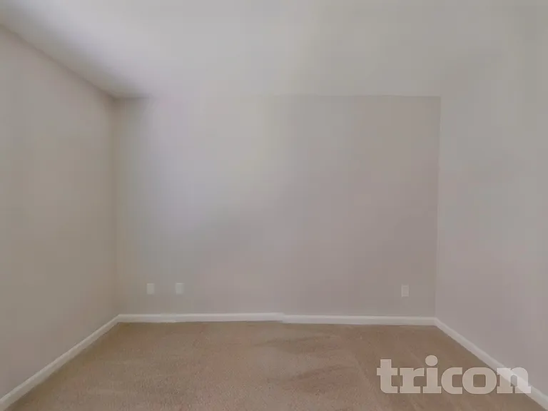 3033 Salmon River Dr — Photo 10