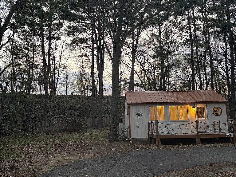 785 E Hiawatha Dr — Photo 7