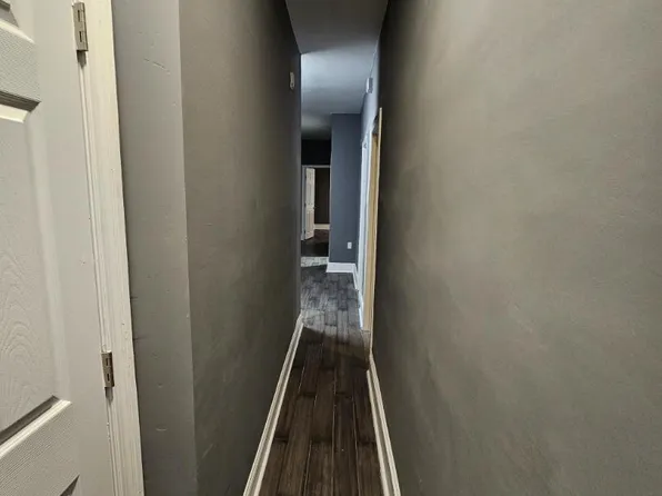 869 N 41st St Floor 3, Philadelphia, PA 19104