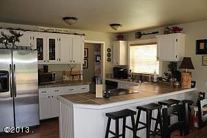 3rd image of 196 Lake Hills Dr