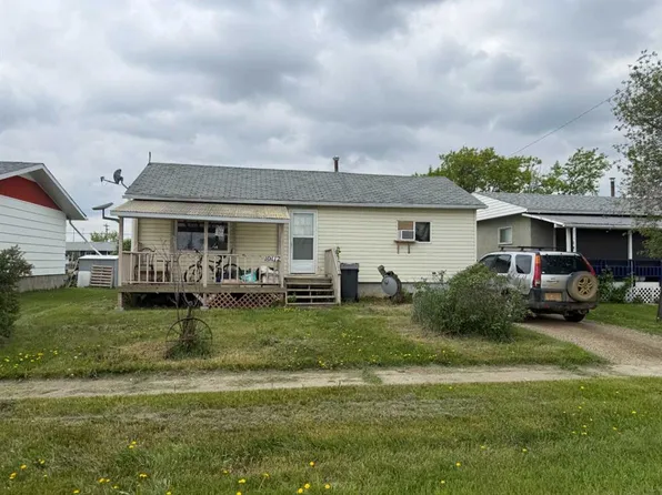 10112 W 99th St, Nampa, AB T0H 2R0