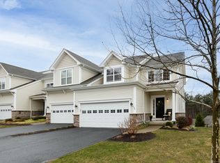 104 Ridgewood Dr UNIT 104, Middlebury, CT 06762