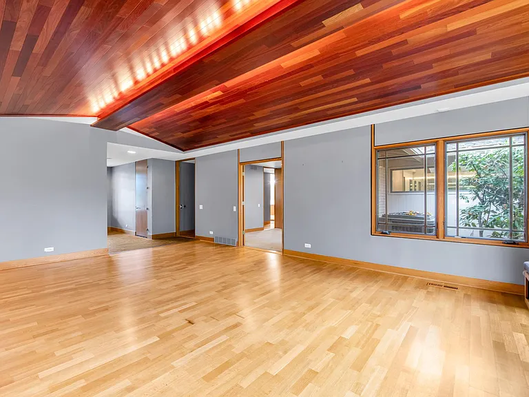 5760 Snowshoe Cir — Photo 9
