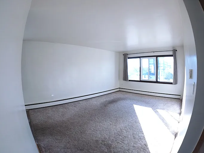 4817 52nd St #3 — Photo 5