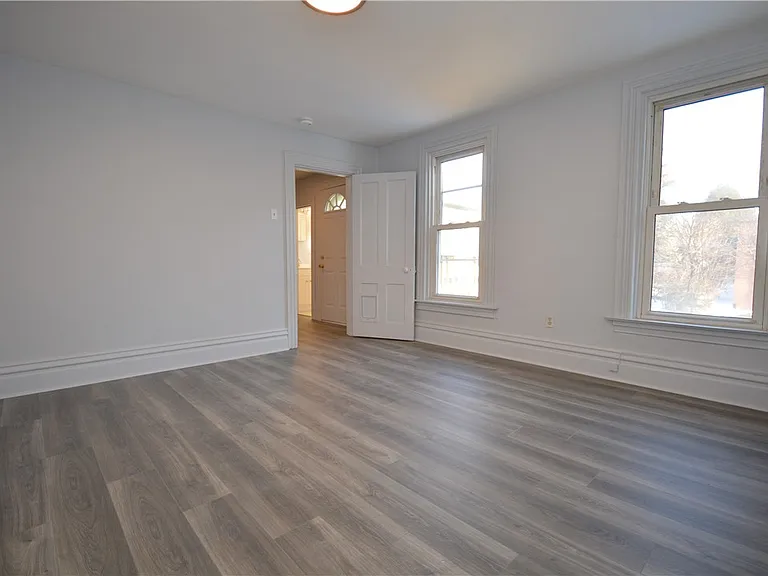 115 Meade Ave — Photo 23