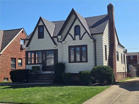 2nd image of 6305 Farnsworth Dr