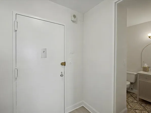 7002 Blvd East image 19 of 29