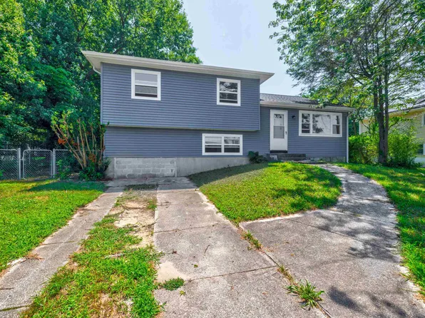 8 Harmony Ln N, Cape May, NJ 08204