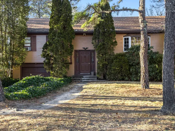 36 Partridge Lane, Harwich, MA 02645