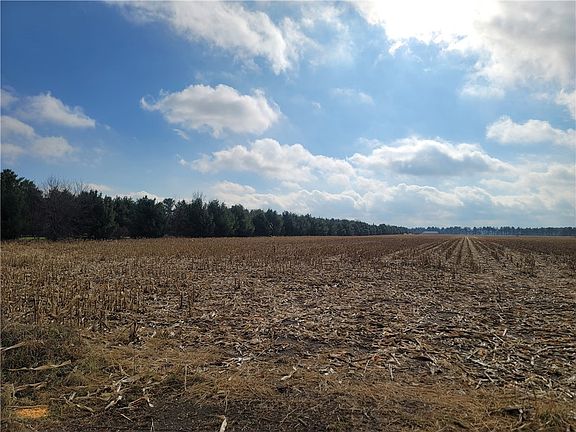 3rd image of 00 11 1/2 Avenue