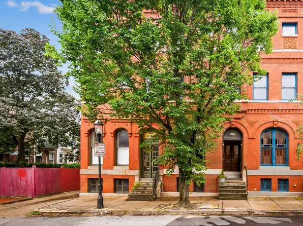 253 Robert St, Baltimore, MD 21217