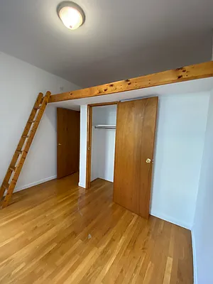 Rented by Peter R. Hungerford, LREB | media 20