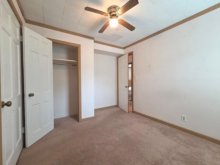336 E Orchard St — Photo 19