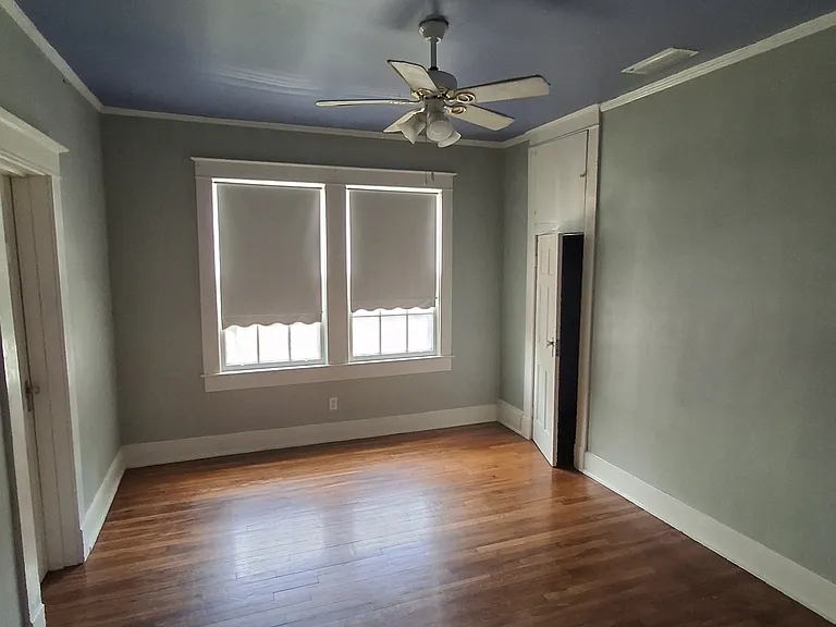 79 S Lafayette St — Photo 20