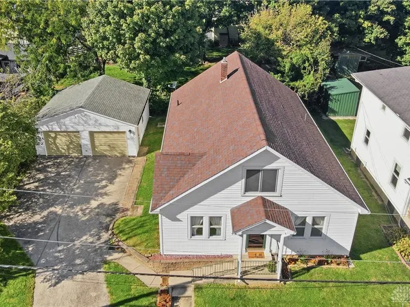 8 E Jamestown St, South Charleston, OH 45368