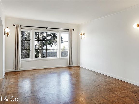 5th image of 171 Monticello St