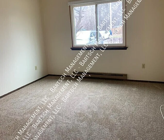 4321 N 104th St #4 — Photo 7