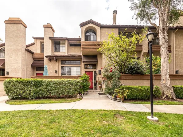 3 Greenleaf Pl, Pomona, CA 91766