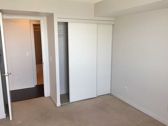 4th image of 4968 Yonge St #3303