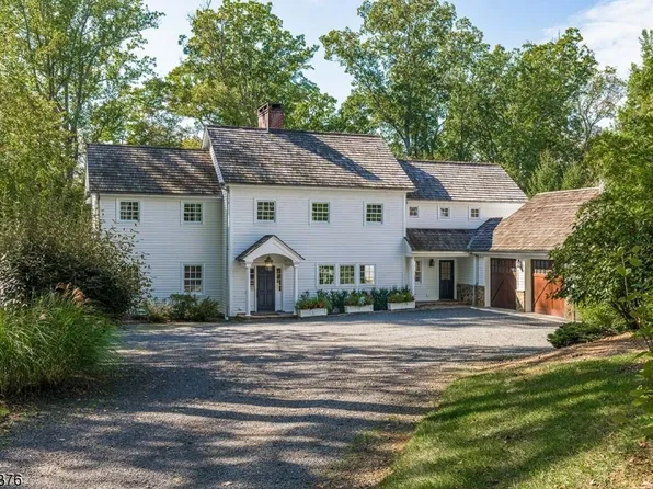 62 Spring Hollow Rd, Far Hills Boro, NJ 07931
