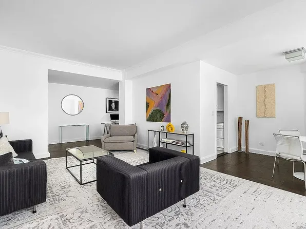 2 5th Ave APT 11S, Manhattan, NY 10011