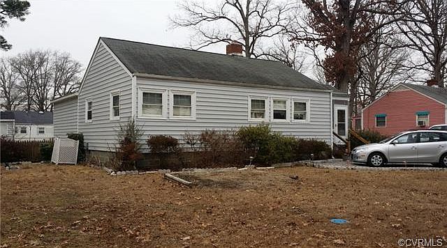 1st image of 940 Bradley Ln