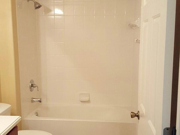 5th image of 3040 New Haven Pl
