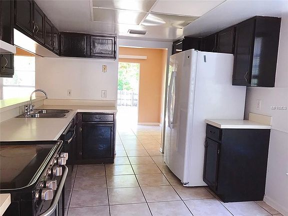 3rd image of 1013 Kasell Pl