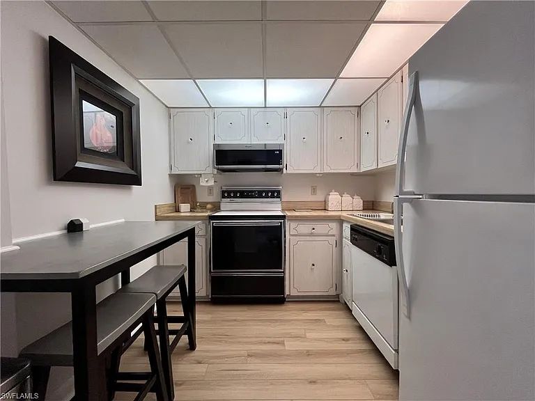 3460 N Key Dr #203 — Photo 4