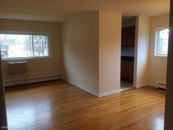 3rd image of 414 S Elmwood Ave APT 5
